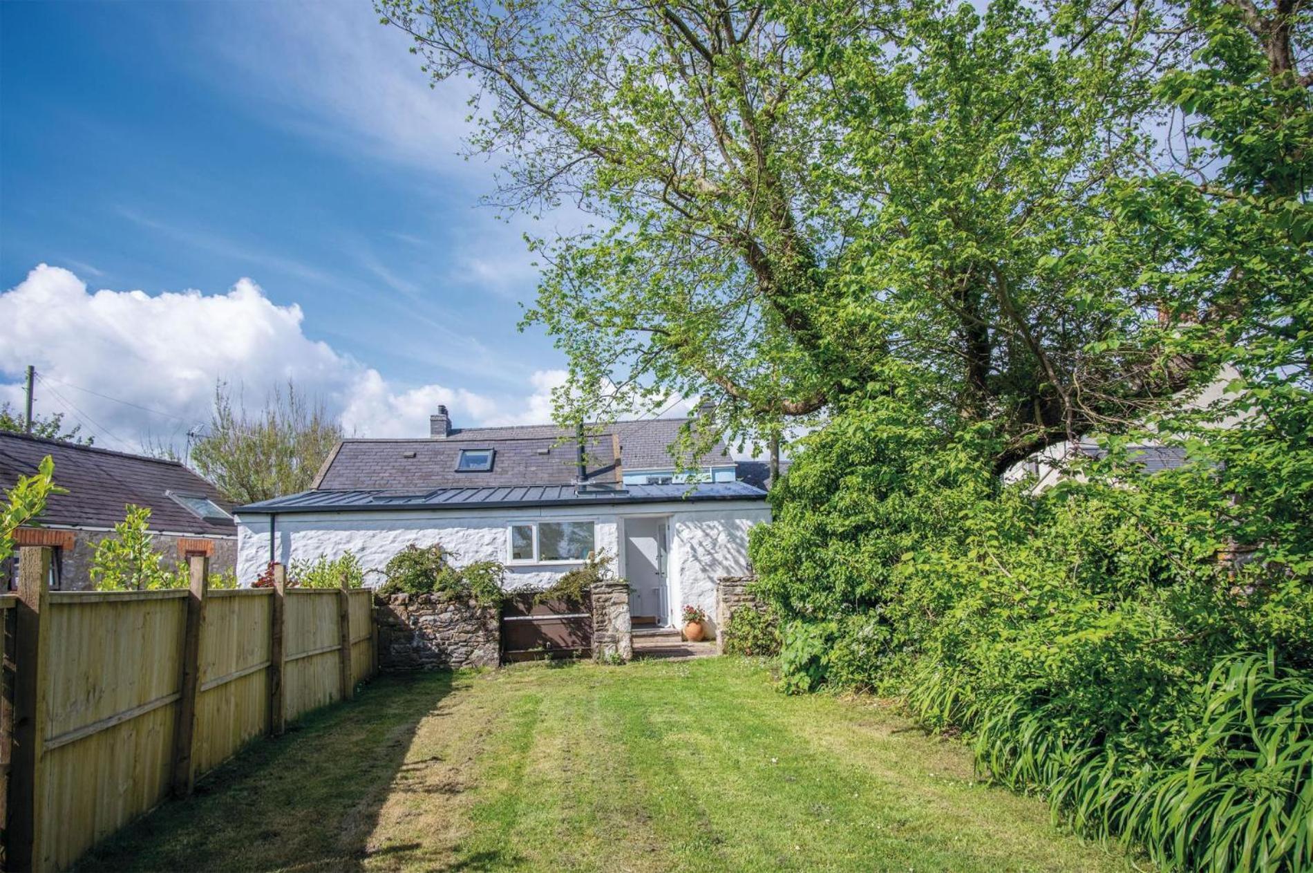 Soap Barn - 1 Bedroom Cottage - Manorbier Esterno foto