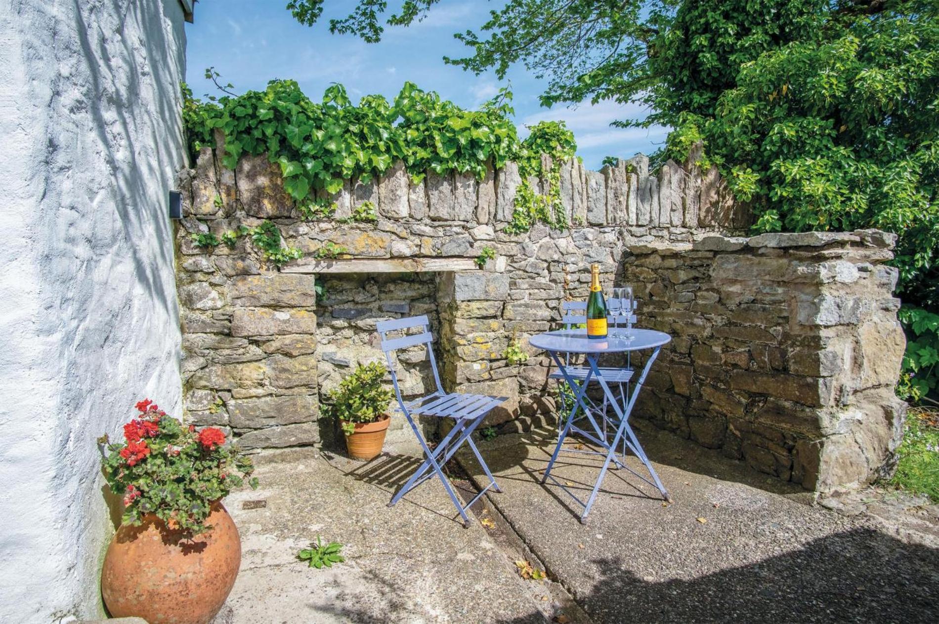 Soap Barn - 1 Bedroom Cottage - Manorbier Esterno foto